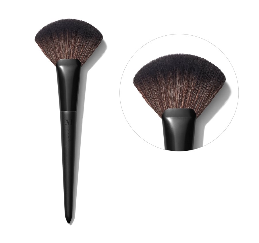 Brushes & Tools Morphe Vegan Brushes | V112 - Fluffy Fan Powder Brush